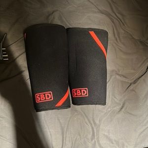 Good condition SBD knee sleeves large 5mm